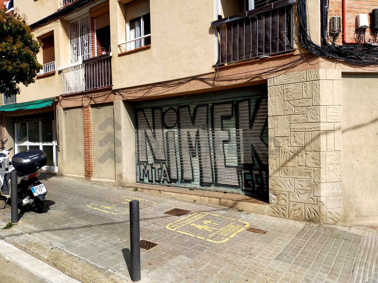 Immeuble residentiel dans L'Hospitalet de Llobregat, Barcelona à vendre Photo principale- Image 1 de 3