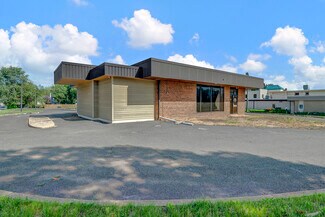 Plus de détails pour 40 Scotch Rd, Ewing Township, NJ - Commerce de détail à vendre