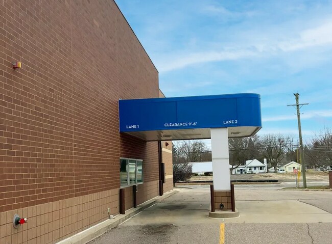 Plus de détails pour 1186 Baldwin Ave, Pontiac, MI - Commerce de détail à louer