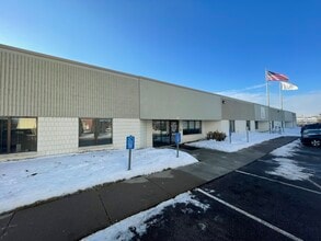 1260 Red Fox Rd, Arden Hills, MN for sale Interior Photo- Image 1 of 11