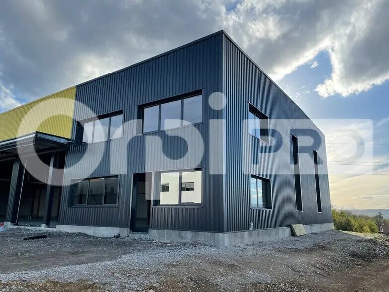 Flex dans Trévoux à louer - Photo du bâtiment - Image 2 de 3