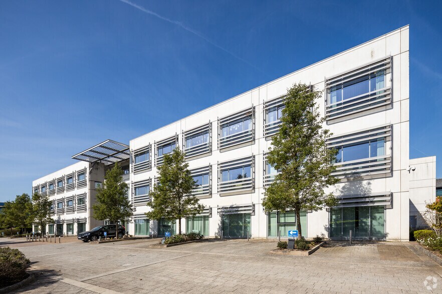 2700 John Smith Dr, Oxford à louer - Photo du bâtiment - Image 3 de 21