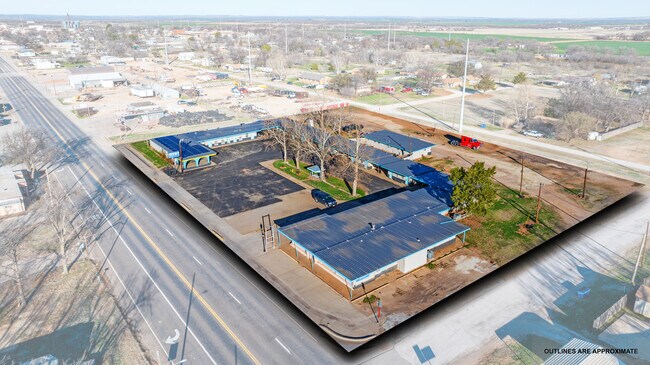 Plus de détails pour 1100 Main St, Knox City, TX - Services hôteliers à vendre