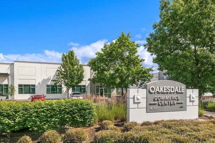 1000 SW 34th St, Renton, WA for lease - Building Photo - Image 2 of 5