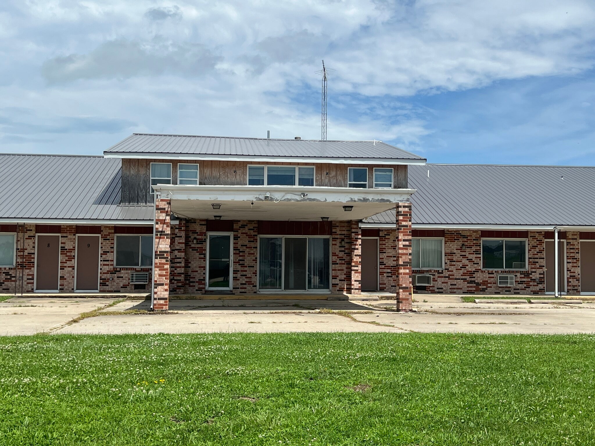 2010 E Main St, Lamoni, IA for sale Building Photo- Image 1 of 29