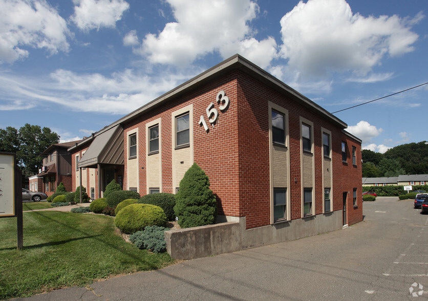 153 Main St, Manchester, CT à vendre - Photo du bâtiment - Image 3 de 10