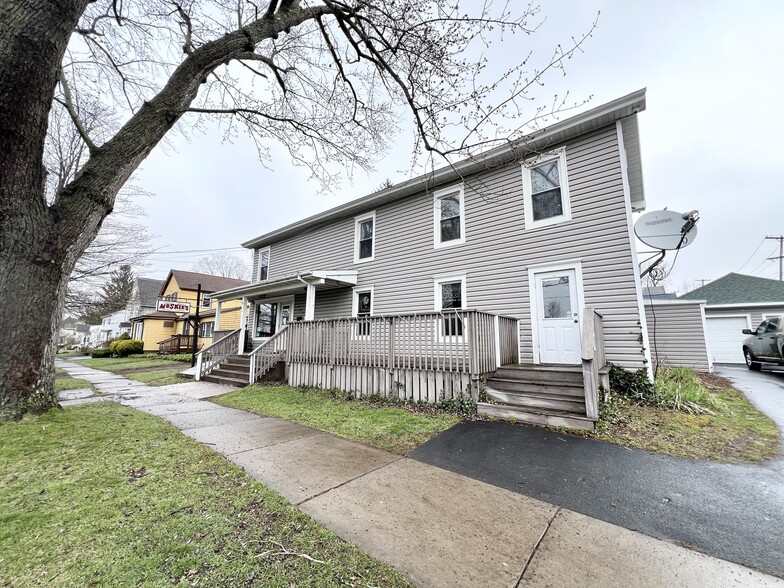 583 S 1st St, Fulton, NY for sale - Building Photo - Image 1 of 22