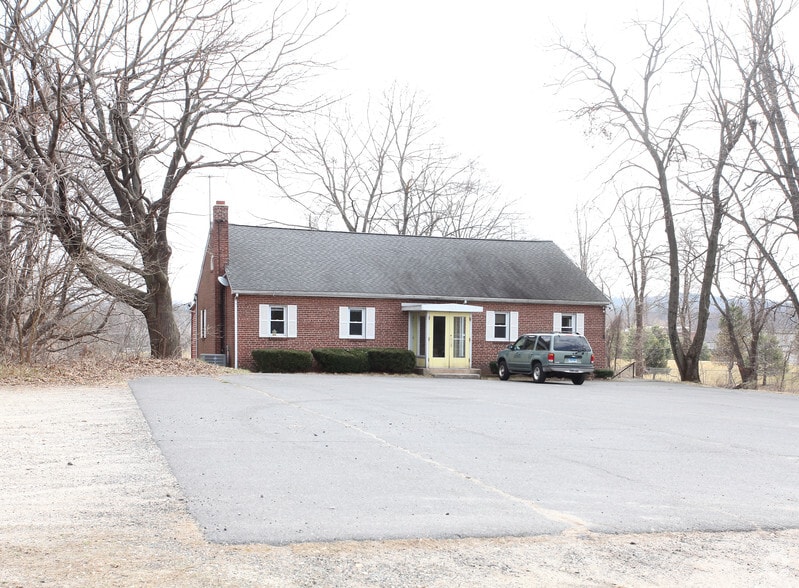 1 Lenola Dr, Farmington, CT for sale - Building Photo - Image 2 of 3