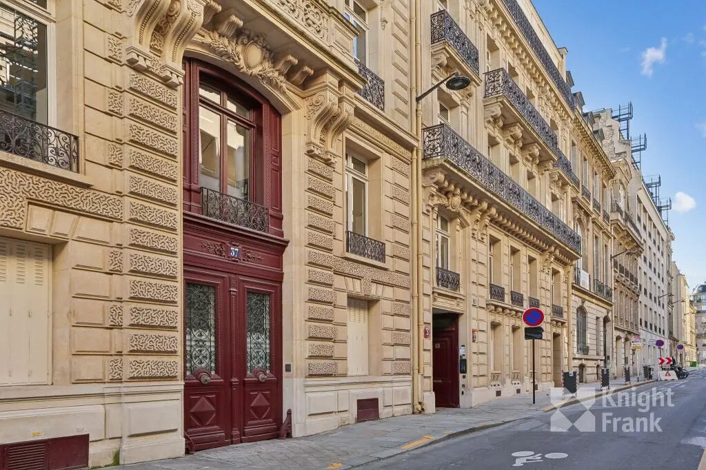 37-39 Rue De La Bienfaisance, Paris for lease Building Photo- Image 1 of 9
