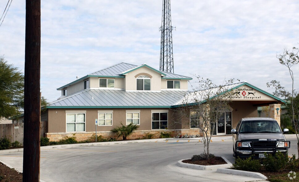 3608 S Gevers St, San Antonio, TX à vendre - Photo du bâtiment - Image 3 de 8