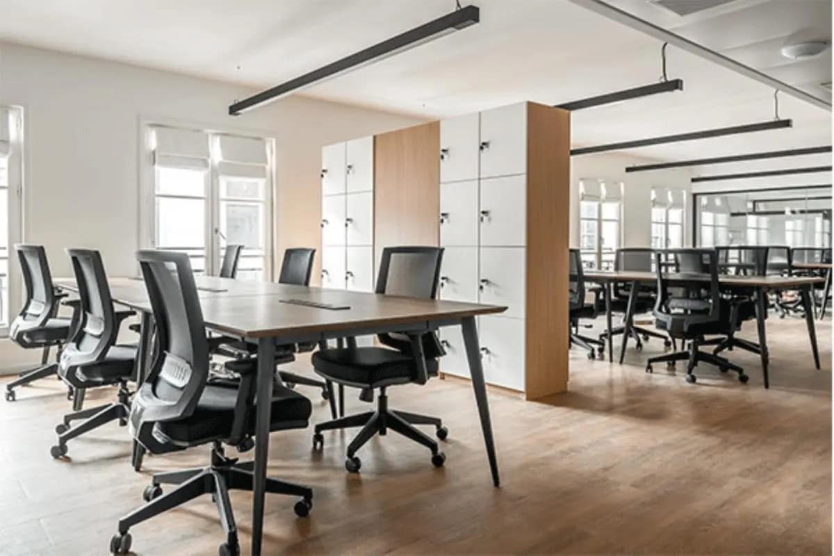 92-98 Rue De Provence, Paris for lease Interior Photo- Image 1 of 8