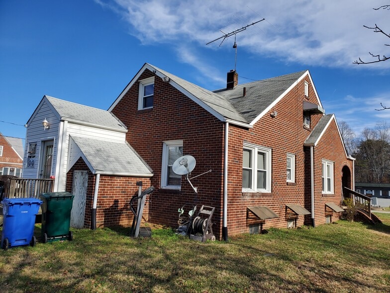 11213 Old US Highway 52, Winston-Salem, NC for sale - Building Photo - Image 2 of 2