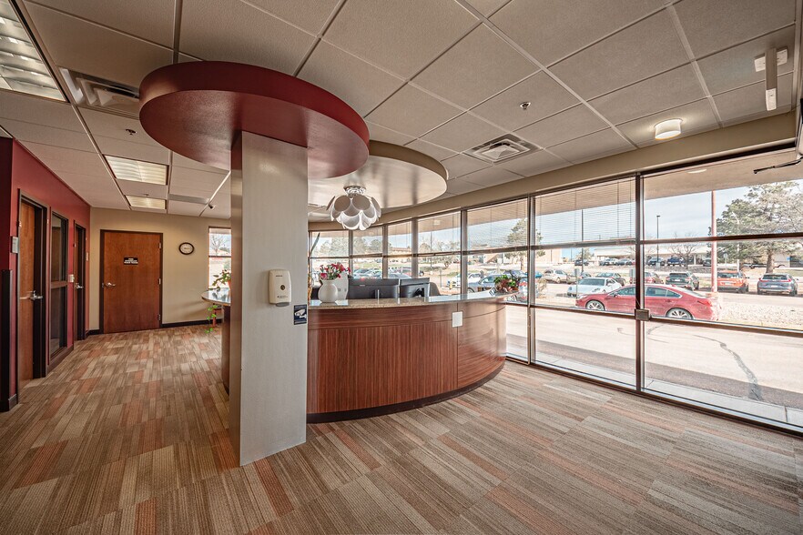 North Academy Peak Vista Medical Campus portefeuille de 3 propriétés à vendre sur LoopNet.ca - Photo intérieure - Image 3 de 108