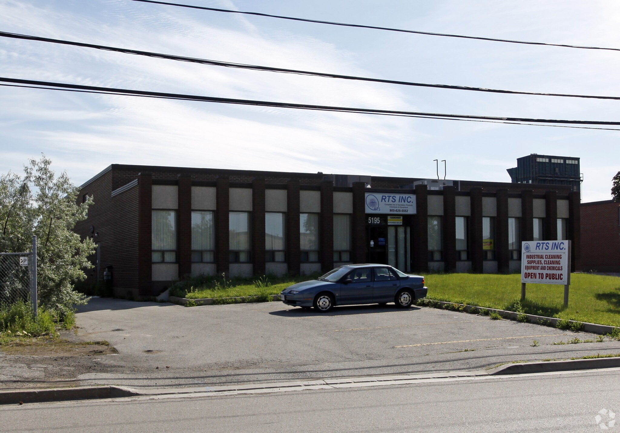 5195 Bradco Blvd, Mississauga, ON for sale Primary Photo- Image 1 of 1