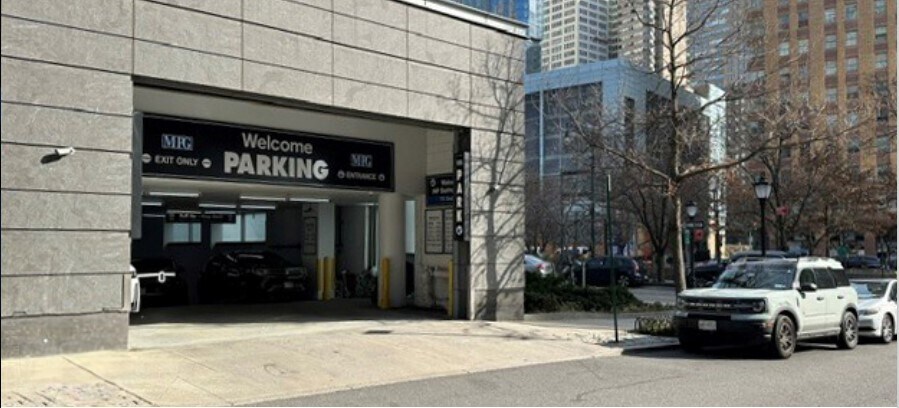 75 2nd Pl, New York, NY à vendre - Photo du bâtiment - Image 2 de 3