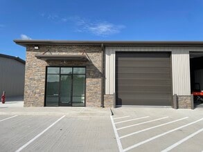 8265 FM 1488 Rd, Magnolia, TX for lease Building Photo- Image 1 of 9