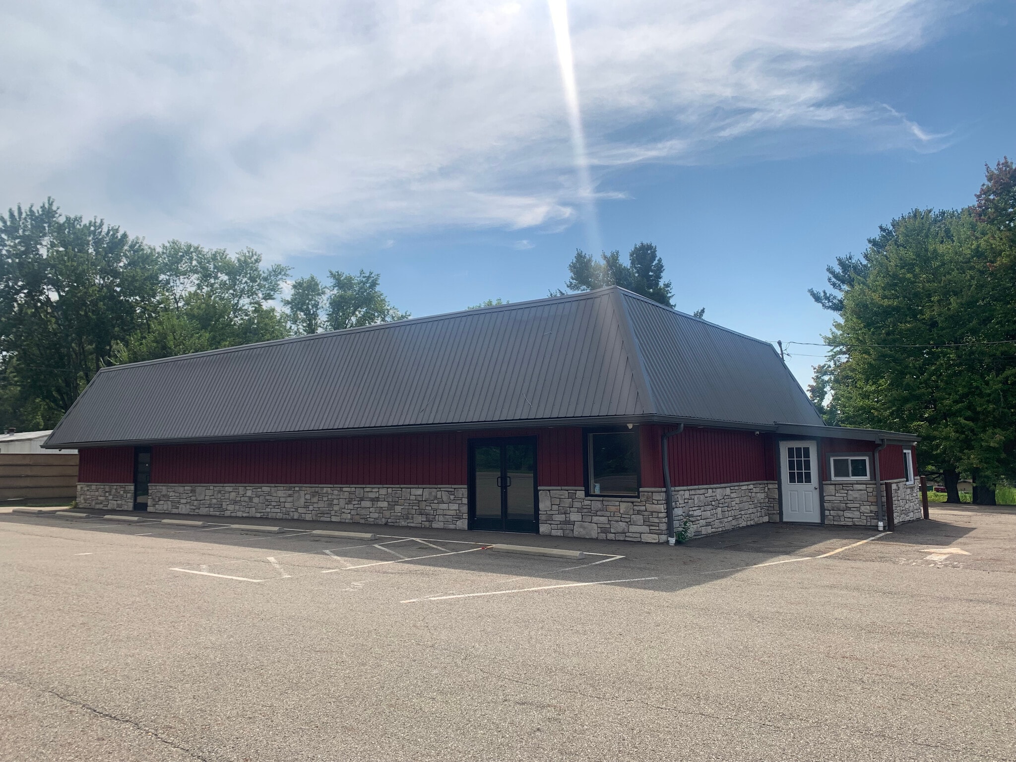 4291 Manchester Ave NW, North Lawrence, OH for sale Building Photo- Image 1 of 59