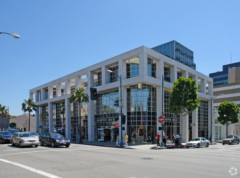 9530-9550 Santa Monica Blvd, Beverly Hills, CA à louer - Photo principale - Image 3 de 19