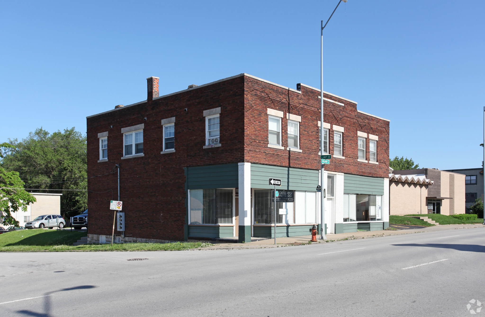 4342-4344 Belleview Ave, Kansas City, MO for lease Primary Photo- Image 1 of 4