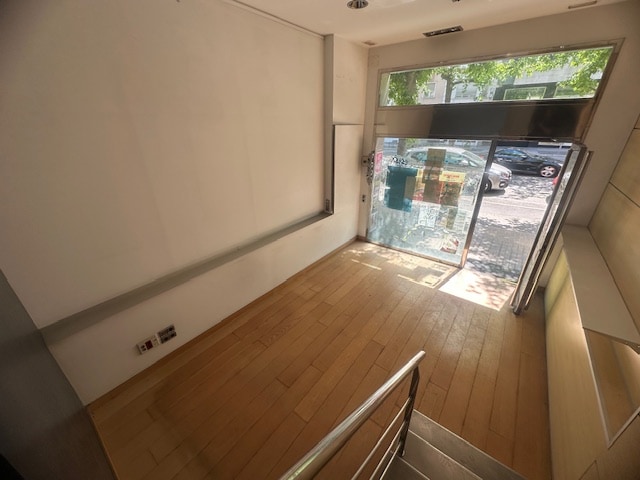 Lleida, LER 25008 - Unit 1 - - Interior Photo - Image 2 of 8
