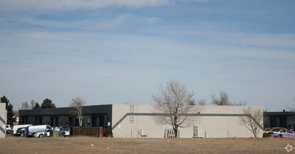 472 Laredo St, Aurora, CO for lease - Building Photo - Image 3 of 5
