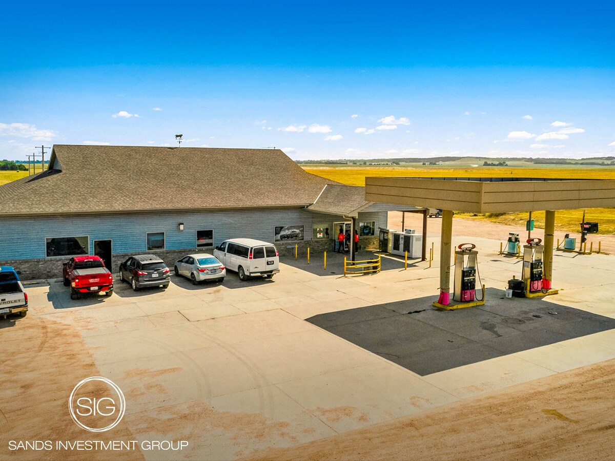 105 41st Rd, Columbus, NE for sale Building Photo- Image 1 of 1