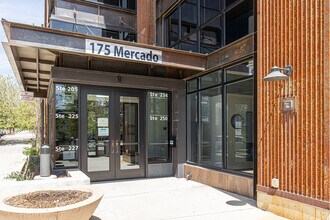 175 Mercado St, Durango, CO à louer Photo intérieure- Image 2 de 29