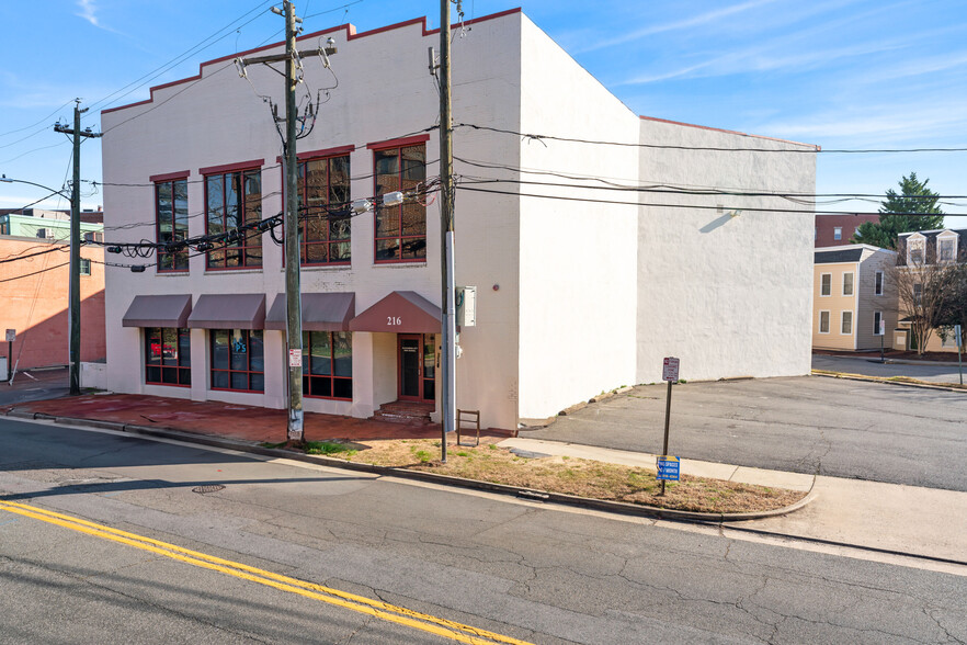 216 S Peyton St, Alexandria, VA à vendre - Photo du bâtiment - Image 3 de 28