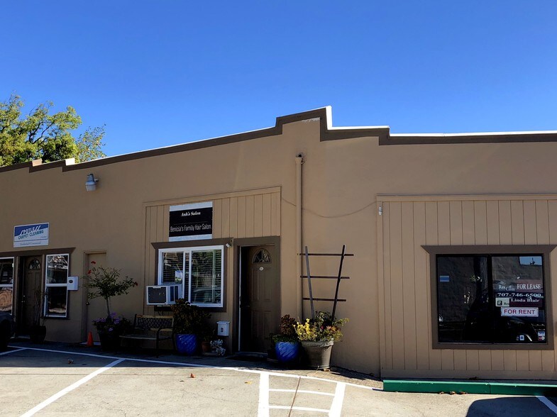 800 1st St, Benicia, CA à vendre - Photo du bâtiment - Image 3 de 21