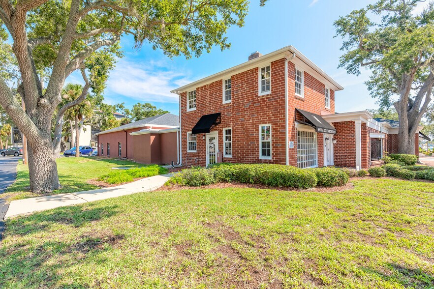 200 Magnolia Ave, Daytona Beach, FL à vendre - Photo du bâtiment - Image 2 de 22