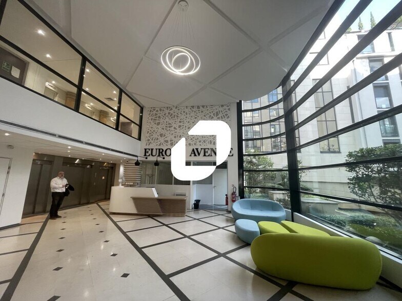 Bureau dans Boulogne-Billancourt à louer - Photo du bâtiment - Image 3 de 50