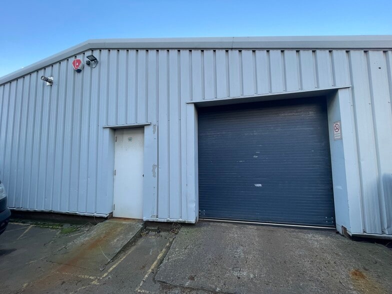 23 Mount St, Bradford for lease - Building Photo - Image 3 of 3