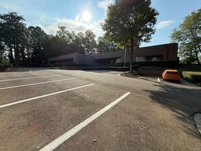 4888 S Old Peachtree Rd, Peachtree Corners, GA for lease Building Photo- Image 1 of 22