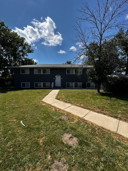 4831 Tama St, Marion, IA à vendre - Photo principale - Image 1 de 4