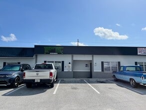 4861-4875 NE 12th Ave, Fort Lauderdale, FL for lease Building Photo- Image 1 of 3