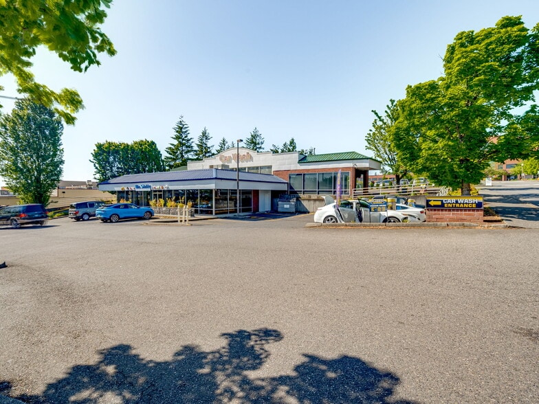 10189 SE Sunnyside Rd, Clackamas, OR for sale - Building Photo - Image 2 of 29