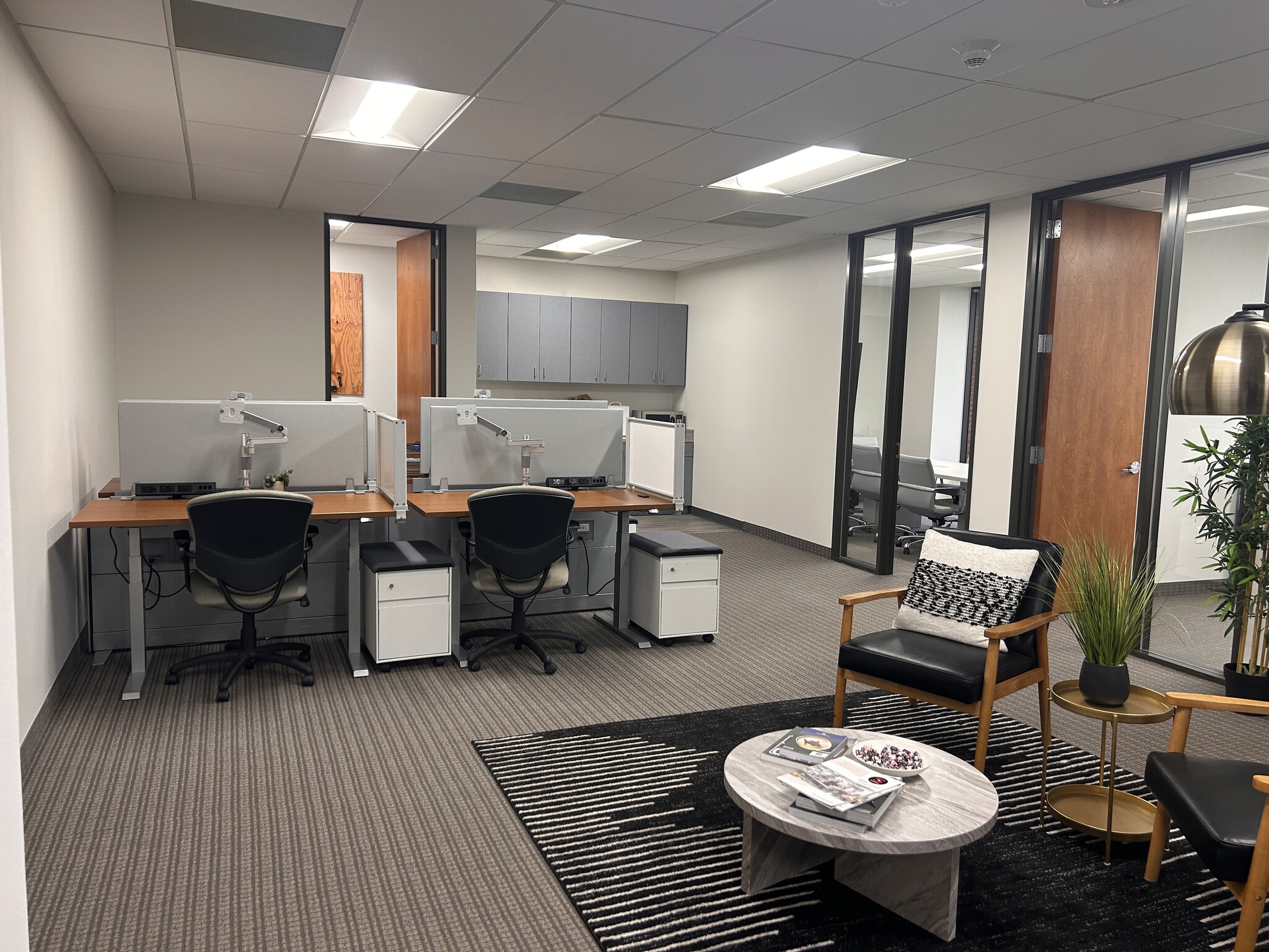 2121 Midway Rd, Carrollton, TX for lease Interior Photo- Image 1 of 12