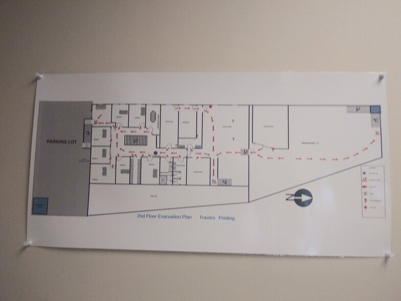 32 Mission St, Gardner, MA à vendre - Photo intérieure - Image 2 de 11