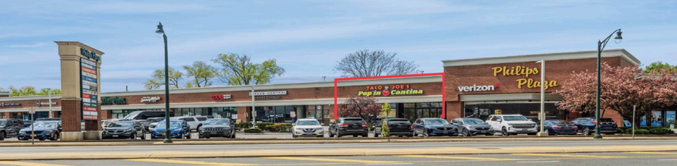 601-693 Sunrise Hwy, Lynbrook, NY for lease - Building Photo - Image 1 of 7