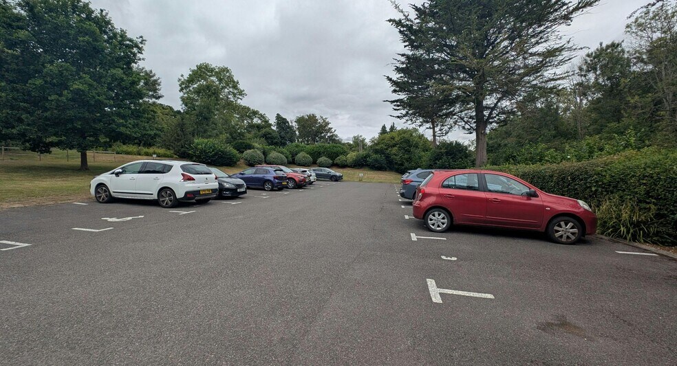 Poles Ln, Winchester à louer - Photo du bâtiment - Image 3 de 12