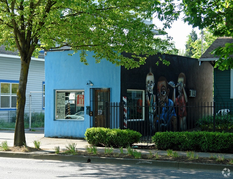 960 W 7th Ave, Eugene, OR for sale - Primary Photo - Image 1 of 2