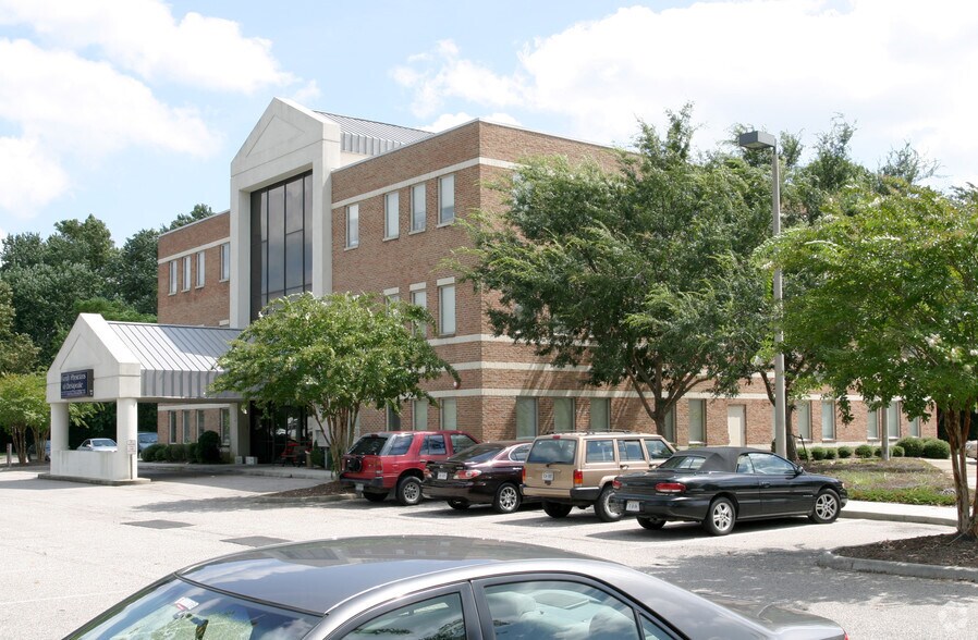 111 Mill Creek Pky, Chesapeake, VA for lease - Building Photo - Image 2 of 6