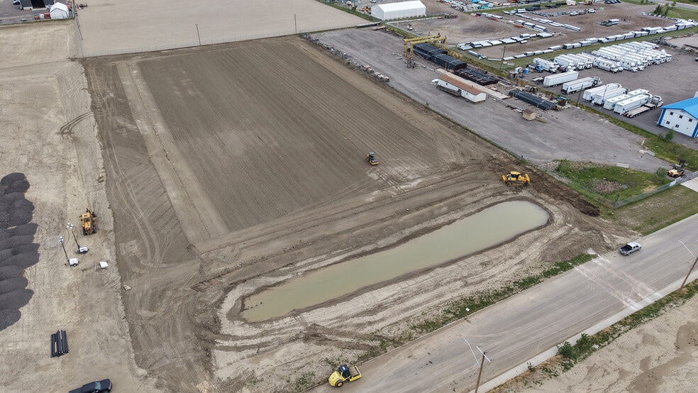 40 Fulton Rd, Rocky View County, AB for lease - Building Photo - Image 1 of 3