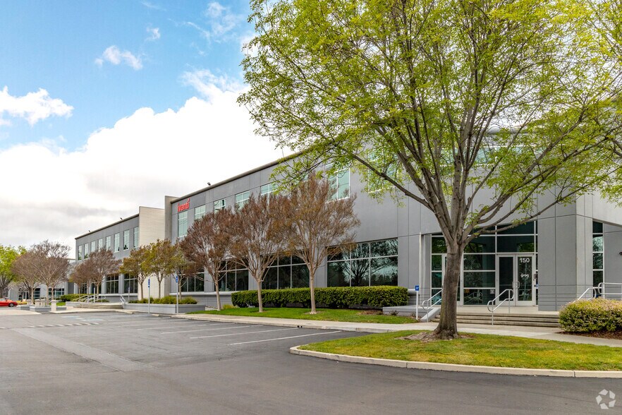 2700 Zanker Rd, San Jose, CA à vendre - Photo du bâtiment - Image 3 de 11