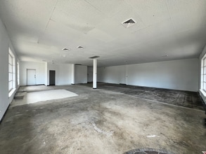 3138-3197 Lemay Ferry Rd, Saint Louis, MO for lease Interior Photo- Image 2 of 2
