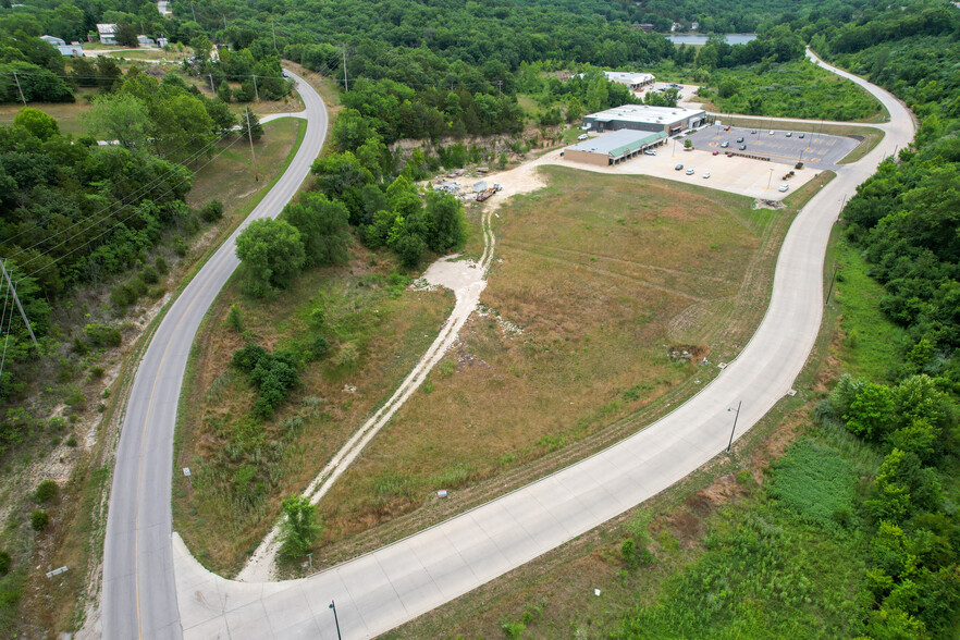 1.79 Ac. Bavarian Hills Plaza, Hermann, MO for sale - Building Photo - Image 3 of 11