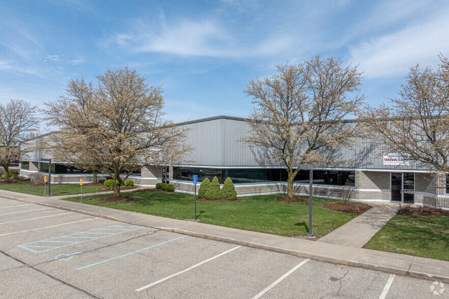 4498-4518 128th Ave, Holland, MI à vendre - Photo du bâtiment - Image 2 de 6