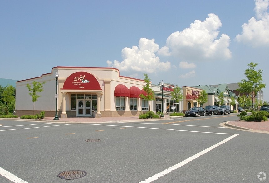 9734-9740 Traville Gateway Dr, Rockville, MD for lease - Building Photo - Image 2 of 5