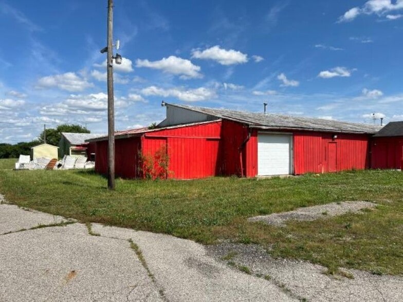 2222 N Olive Rd, Dayton, OH à vendre - Photo du bâtiment - Image 3 de 8