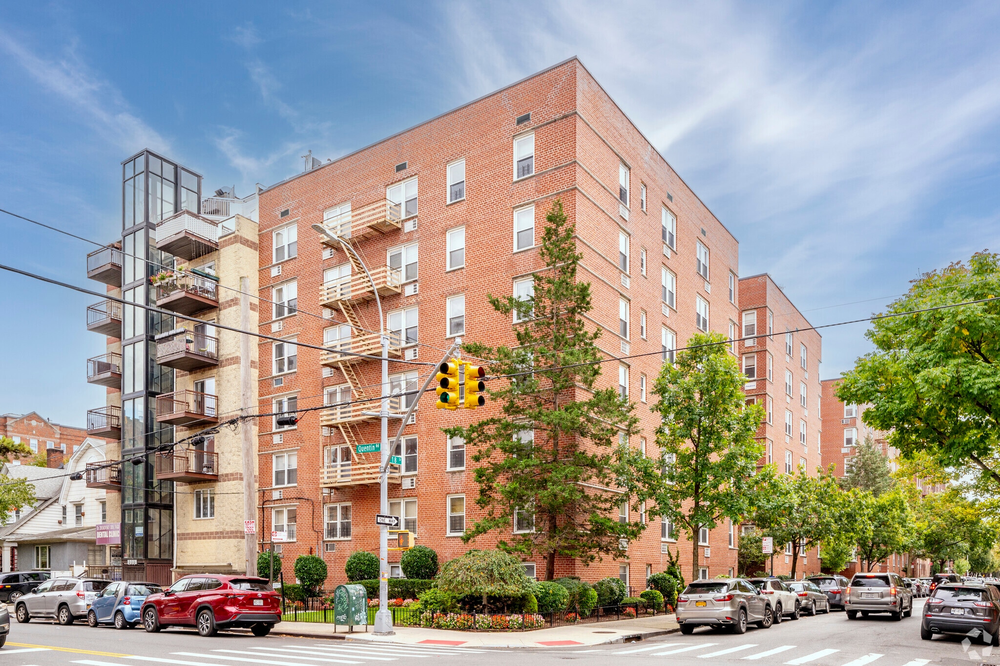 1717 E 18th St, Brooklyn, NY à vendre Photo du bâtiment- Image 1 de 7